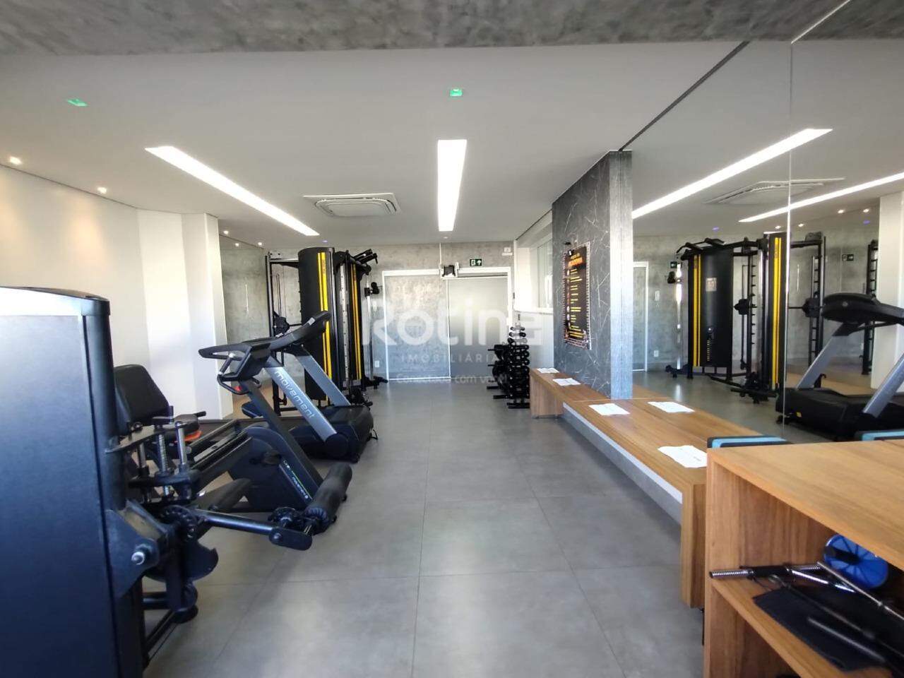 Apartamento para alugar, 3 quartos em Uberlândia no bairro Santa Mônica no valor de R$ 6.900,00 - Rotina Imobiliária: 