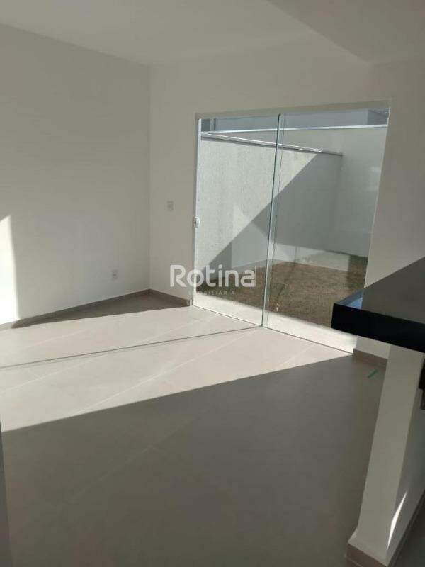 Casa Condomínio Fechado à venda, 3 quartos em Uberlândia no bairro Granja Marileusa no valor de R$ 750.000,00 - Rotina Imobiliária: 