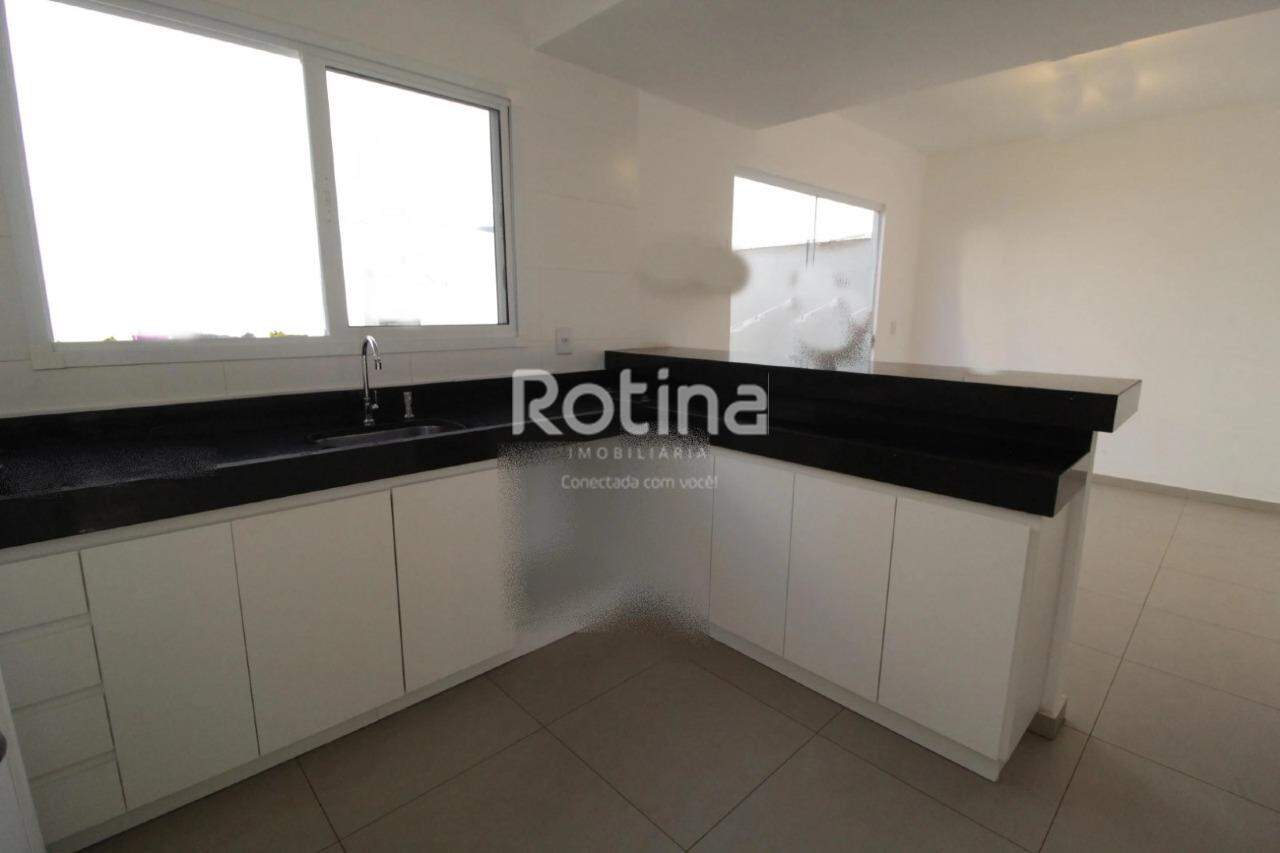 Casa Condomínio Fechado à venda, 3 quartos em Uberlândia no bairro Granja Marileusa no valor de R$ 750.000,00 - Rotina Imobiliária: 