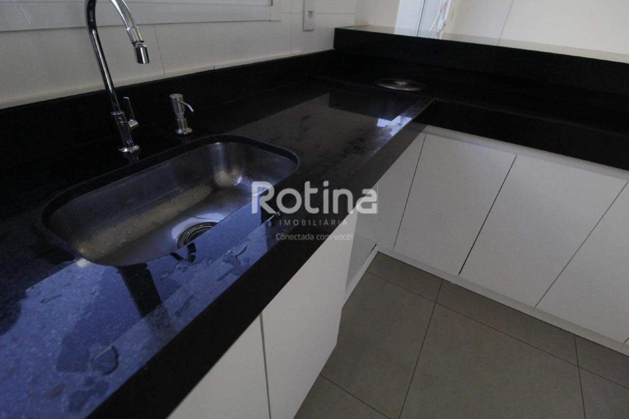 Casa Condomínio Fechado à venda, 3 quartos em Uberlândia no bairro Granja Marileusa no valor de R$ 750.000,00 - Rotina Imobiliária: 