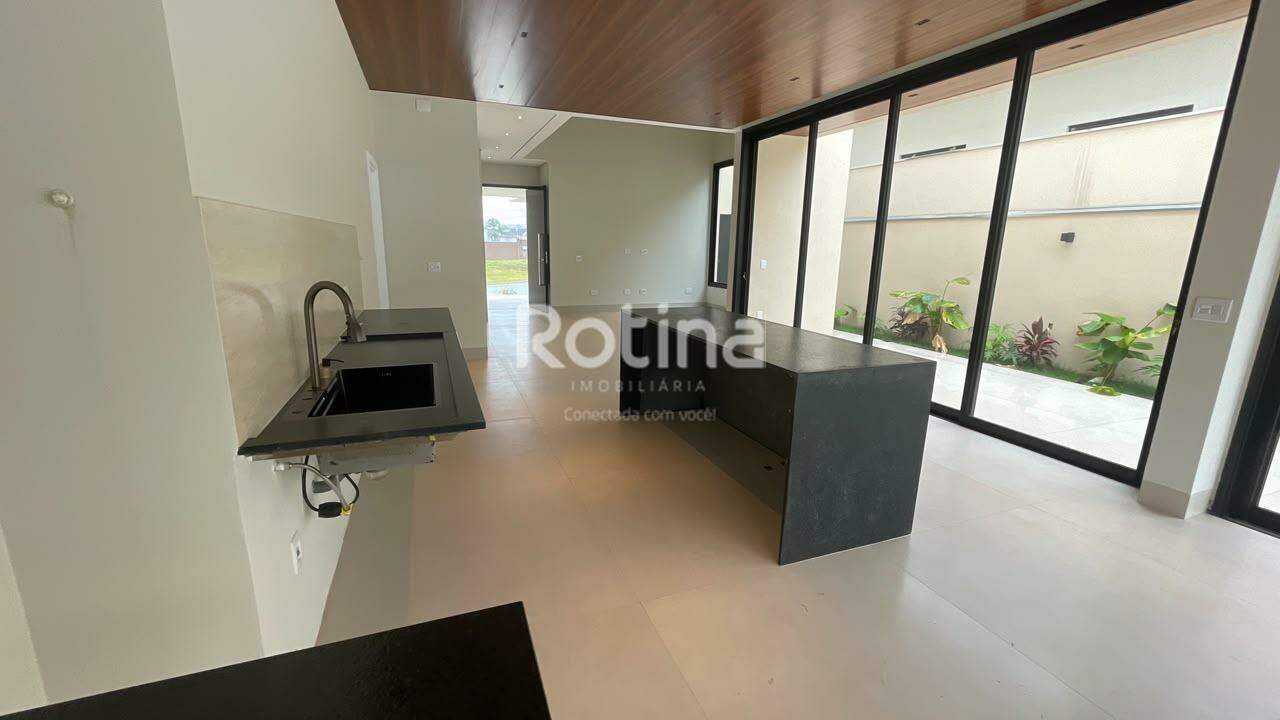 Casa Condomínio Fechado à venda, 3 quartos em Uberlândia no bairro Gávea no valor de R$ 3.300.000,00 - Rotina Imobiliária: 