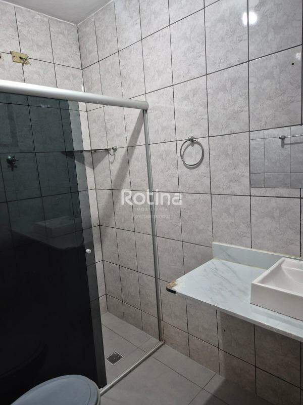 Casa à venda, 4 quartos em Uberlândia no bairro Jardim das Palmeiras no valor de R$ 450.000,00 - Rotina Imobiliária: 