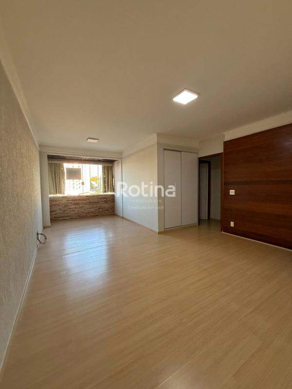 Apartamento à venda, 3 quartos em Uberlândia no bairro Copacabana no valor de R$ 530.000,00 - Rotina Imobiliária: 