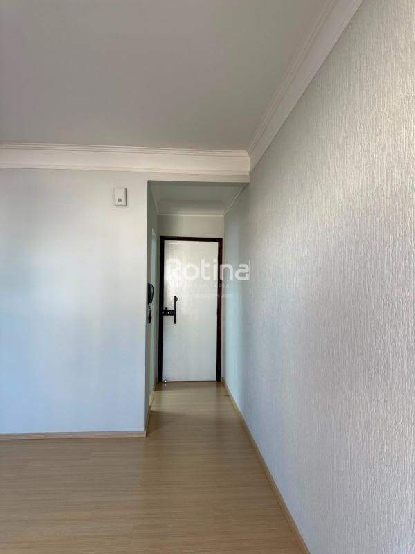 Apartamento à venda, 3 quartos em Uberlândia no bairro Copacabana no valor de R$ 530.000,00 - Rotina Imobiliária: 