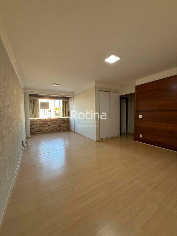 Apartamento à venda, 3 quartos em Uberlândia no bairro Copacabana no valor de R$ 530.000,00 - Rotina Imobiliária: 