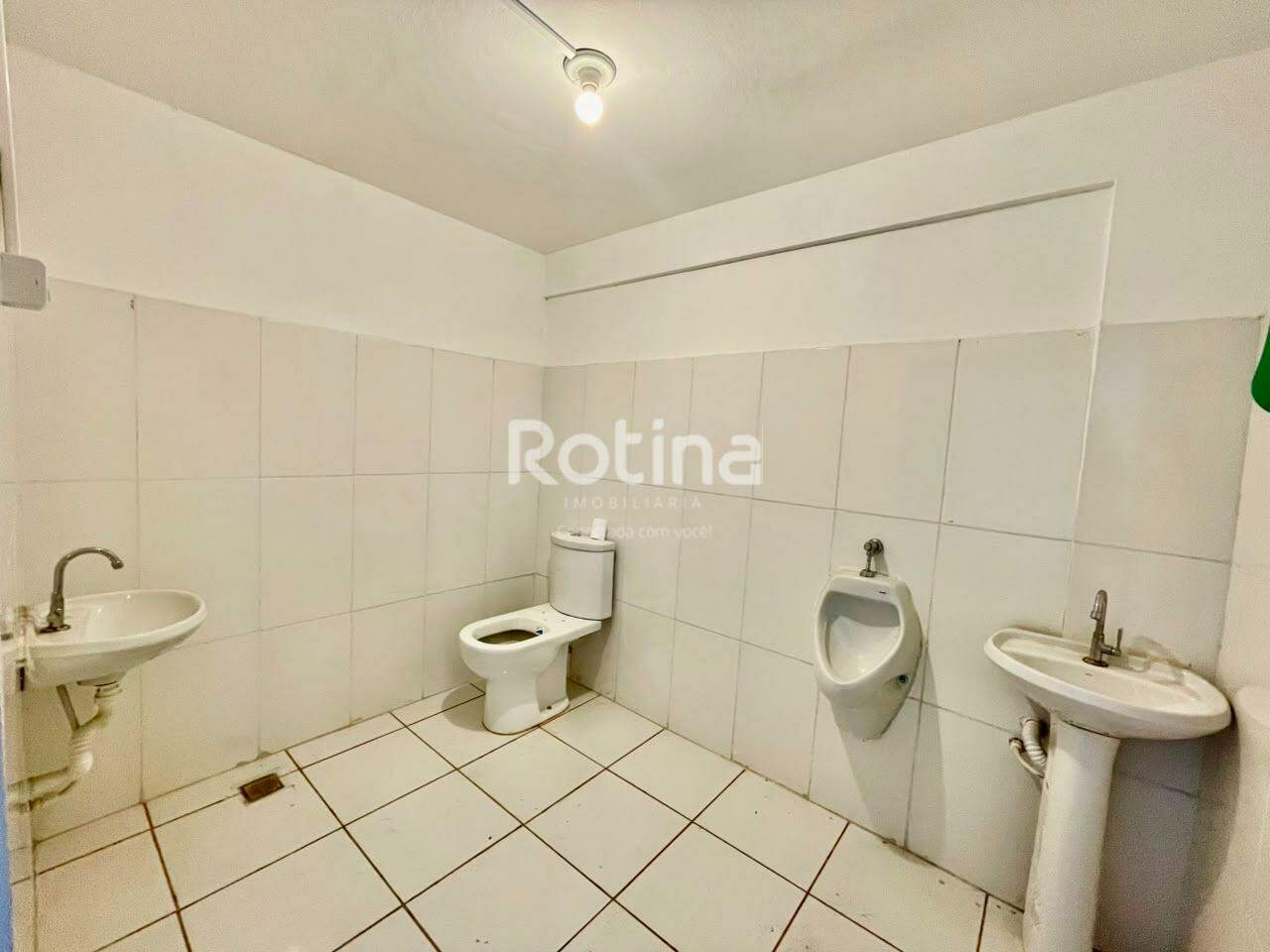 Comercial à venda, em Uberlândia no bairro Nossa Senhora Aparecida no valor de R$ 2.100.000,00 - Rotina Imobiliária: 