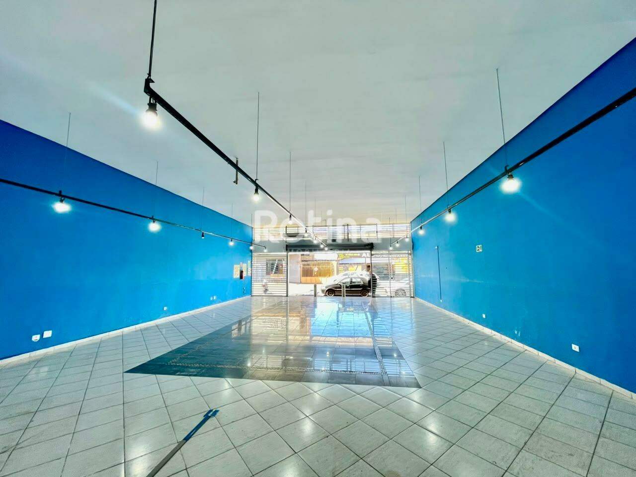Comercial à venda, em Uberlândia no bairro Nossa Senhora Aparecida no valor de R$ 2.100.000,00 - Rotina Imobiliária: 