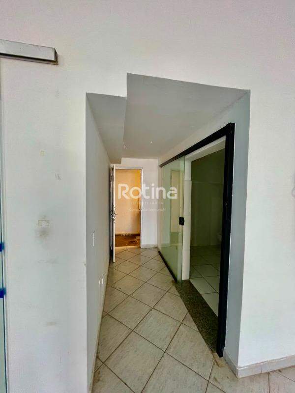 Comercial à venda, em Uberlândia no bairro Nossa Senhora Aparecida no valor de R$ 2.100.000,00 - Rotina Imobiliária: 