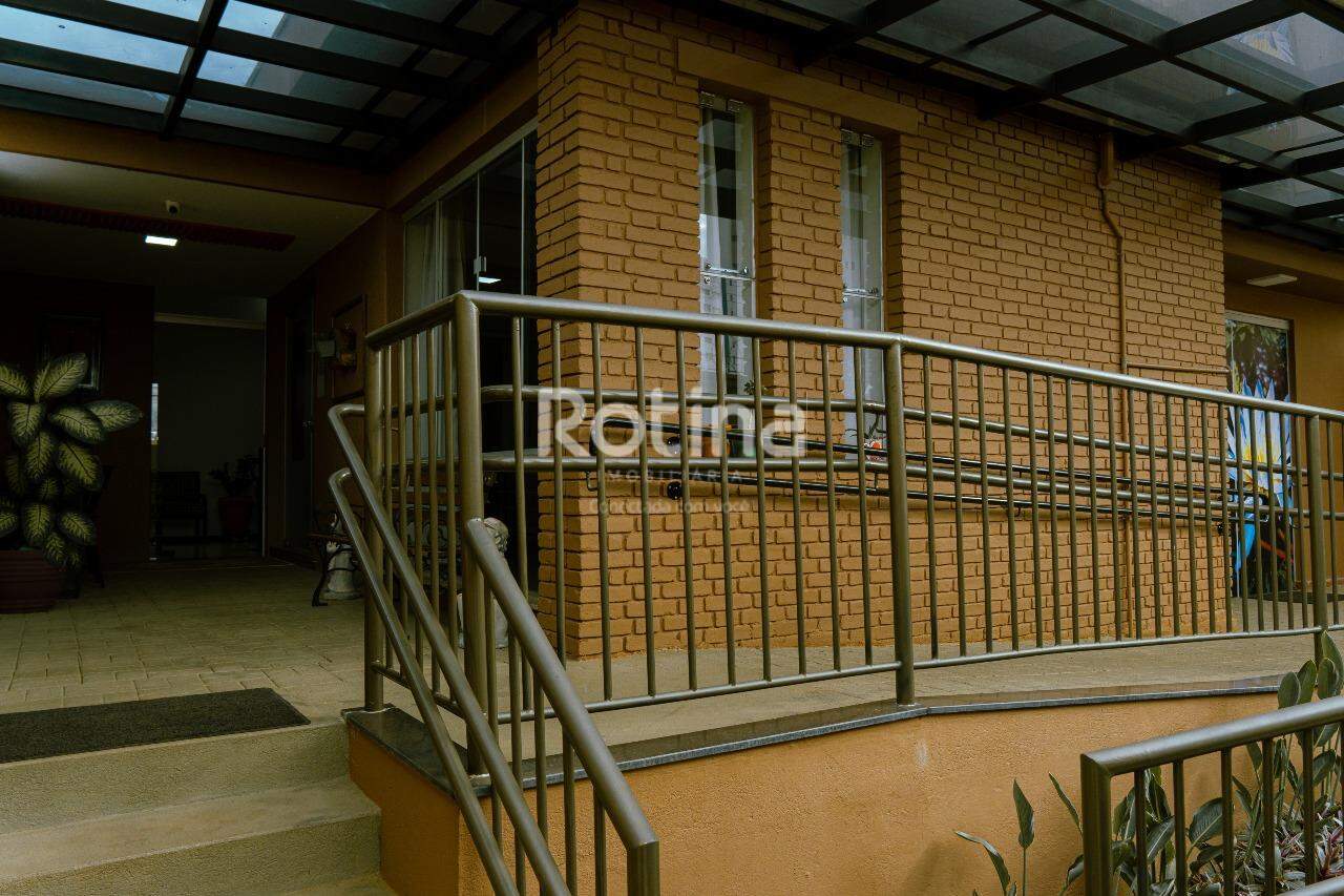 Sala para alugar, em Uberlândia no bairro Nossa Senhora Aparecida no valor de R$ 2.470,00 - Rotina Imobiliária: 