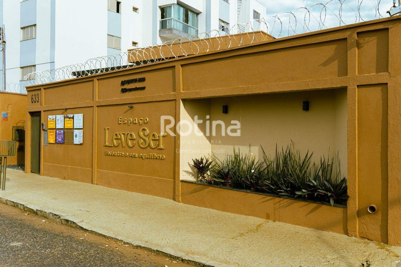 Sala para alugar, em Uberlândia no bairro Nossa Senhora Aparecida no valor de R$ 2.470,00 - Rotina Imobiliária: 