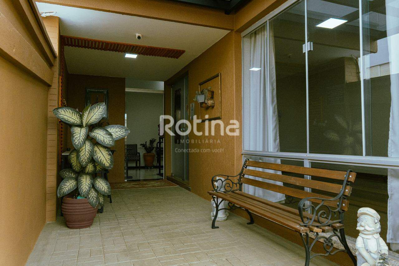 Sala para alugar, em Uberlândia no bairro Nossa Senhora Aparecida no valor de R$ 2.470,00 - Rotina Imobiliária: 