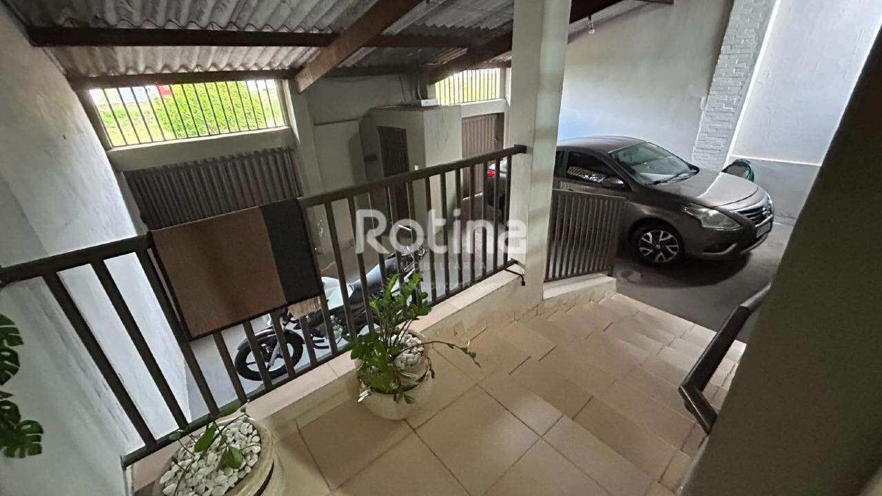 Casa à venda, 2 quartos em Uberlândia no bairro Martins no valor de R$ 370.000,00 - Rotina Imobiliária: 