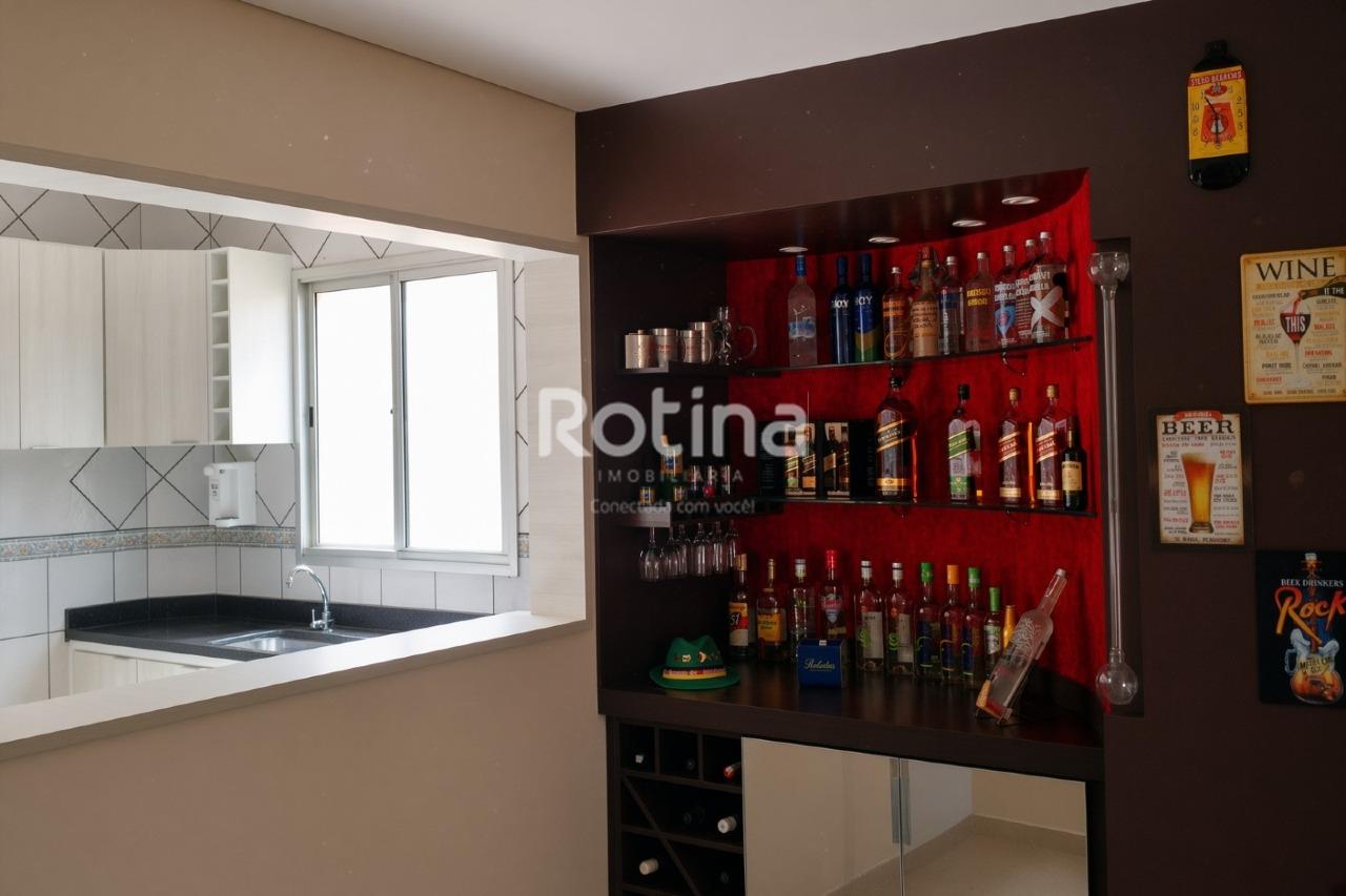 Apartamento à venda, 2 quartos em Uberlândia no bairro Santa Mônica no valor de R$ 485.000,00 - Rotina Imobiliária: 