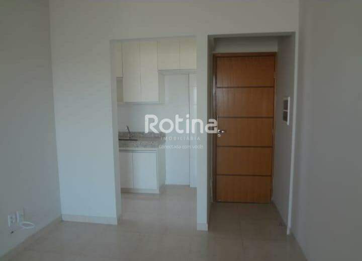 Apartamento à venda, 3 quartos em Uberlândia no bairro Bosque dos Buritis no valor de R$ 320.000,00 - Rotina Imobiliária: 
