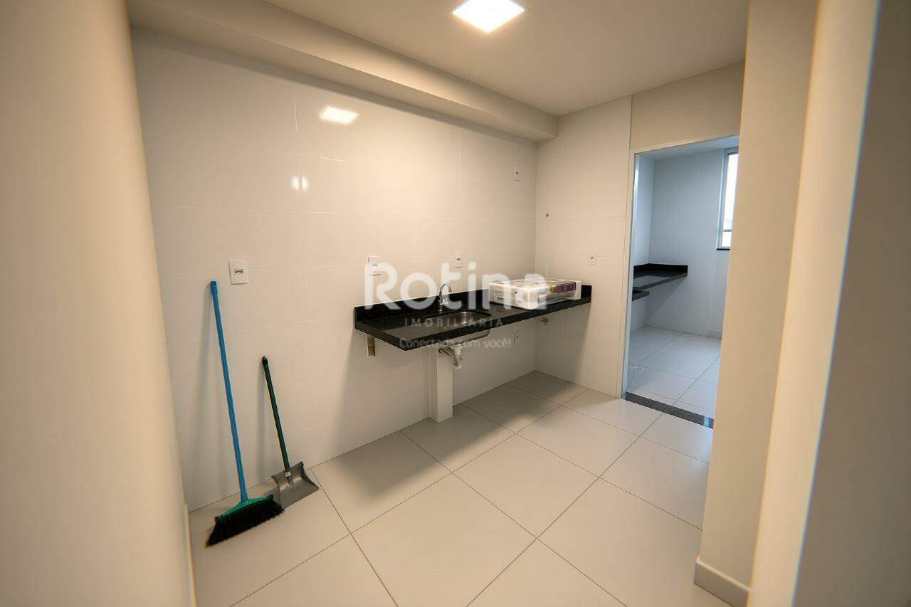 Apartamento à venda, 2 quartos em Uberlândia no bairro Portal do Vale no valor de R$ 300.000,00 - Rotina Imobiliária: 