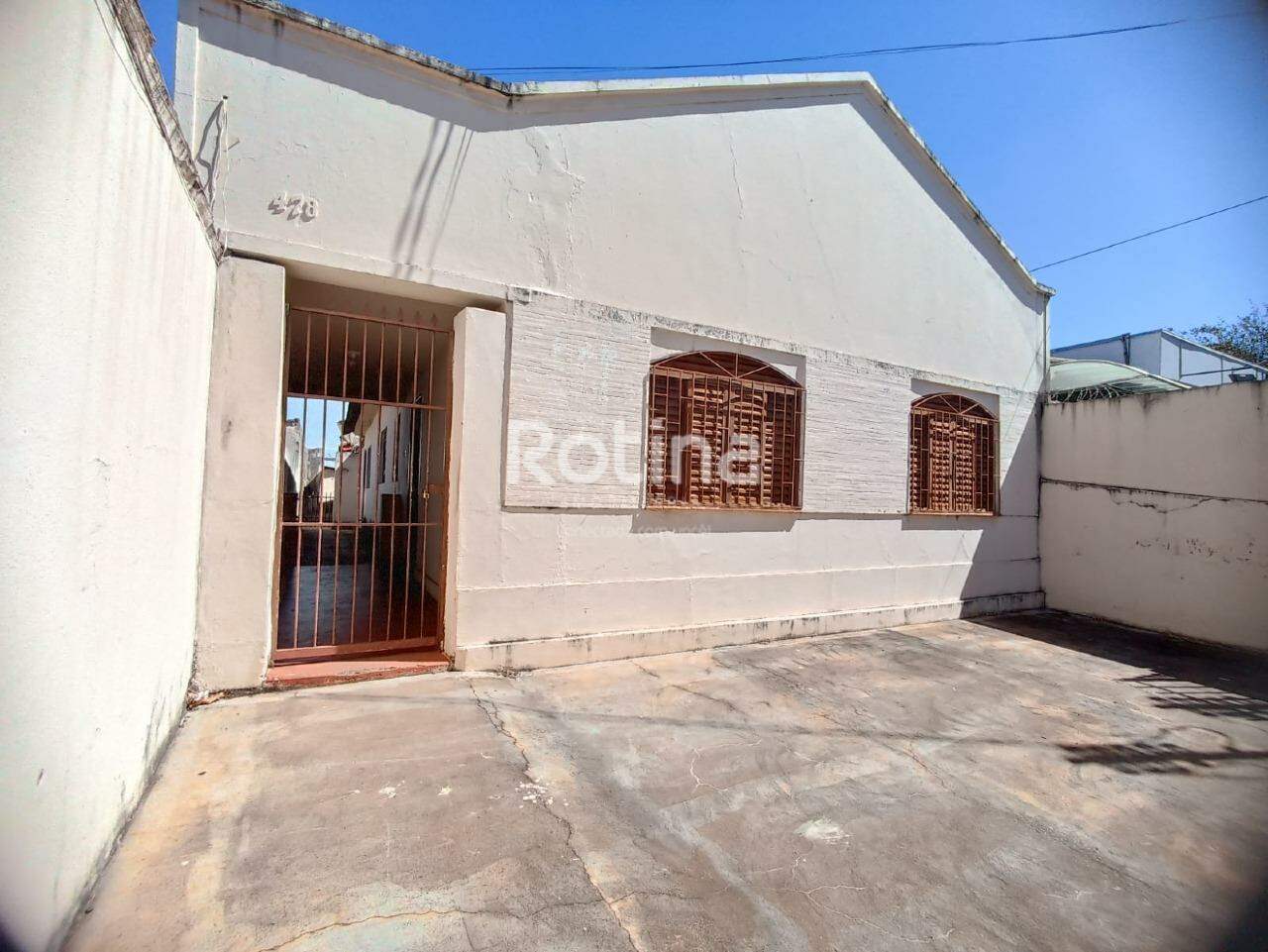 Terreno à venda, em Uberlândia no bairro Nossa Senhora Aparecida no valor de R$ 1.200.000,00 - Rotina Imobiliária: 