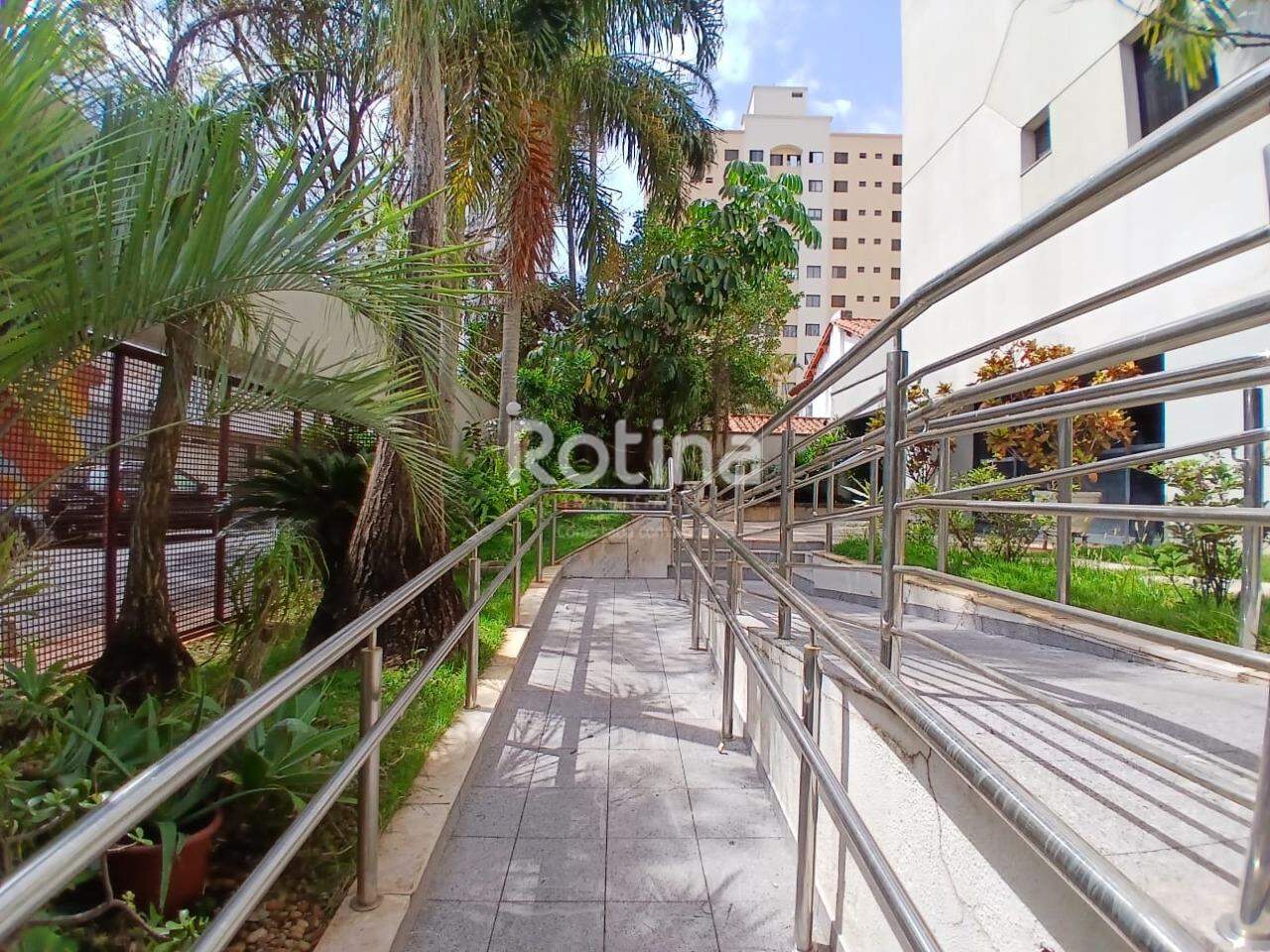 Apartamento para alugar, 2 quartos em Uberlândia no bairro Fundinho no valor de R$ 2.200,00 - Rotina Imobiliária: 