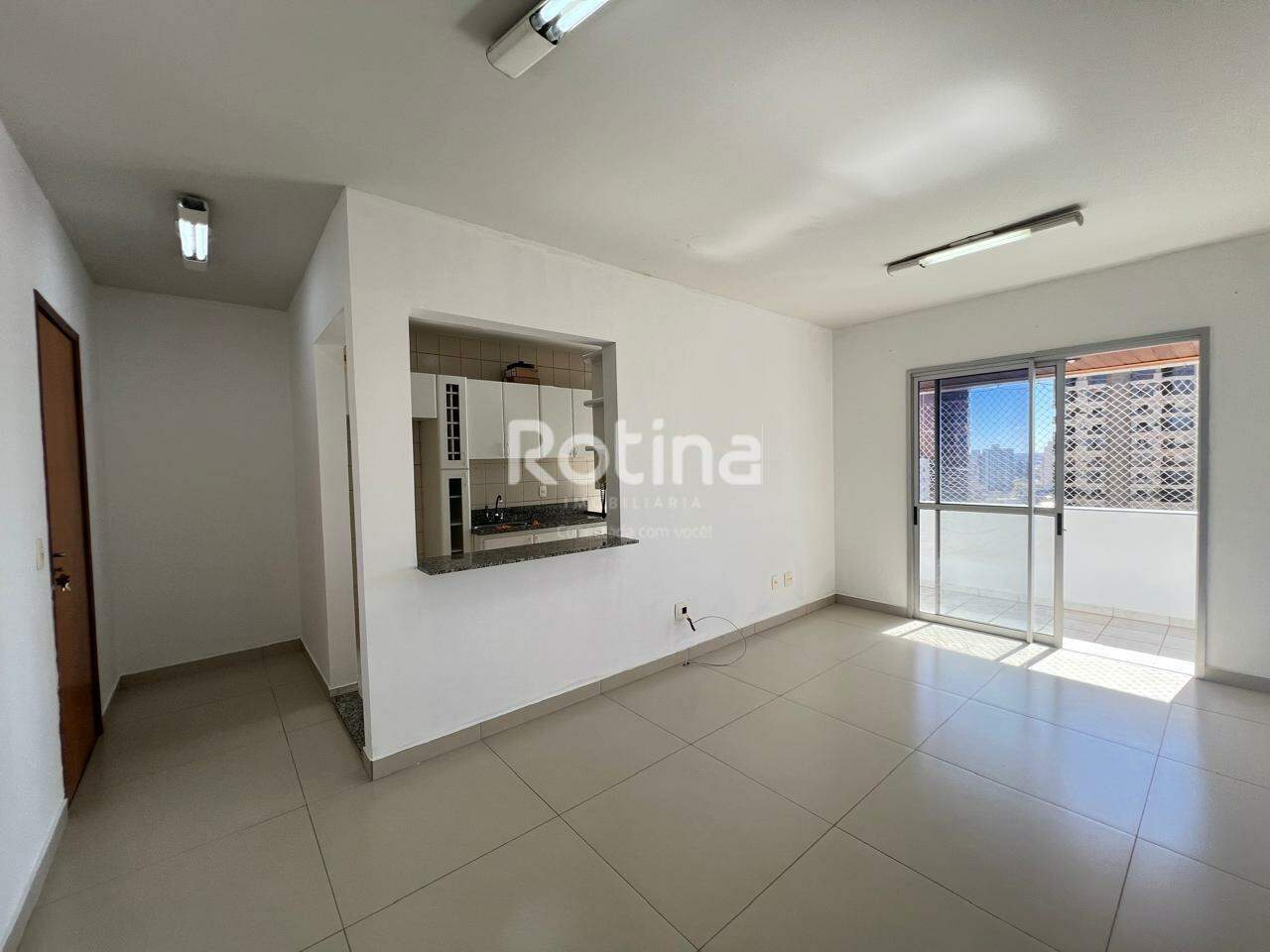 Apartamento à venda, 2 quartos em Uberlândia no bairro Centro no valor de R$ 330.000,00 - Rotina Imobiliária: 