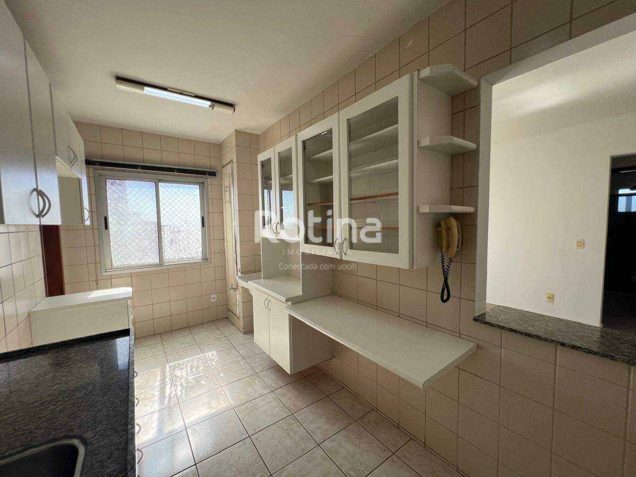 Apartamento à venda, 2 quartos em Uberlândia no bairro Centro no valor de R$ 330.000,00 - Rotina Imobiliária: 