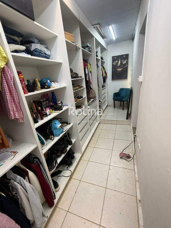 Casa à venda, 3 quartos em Uberlândia no bairro Luizote de Freitas no valor de R$ 345.000,00 - Rotina Imobiliária: 