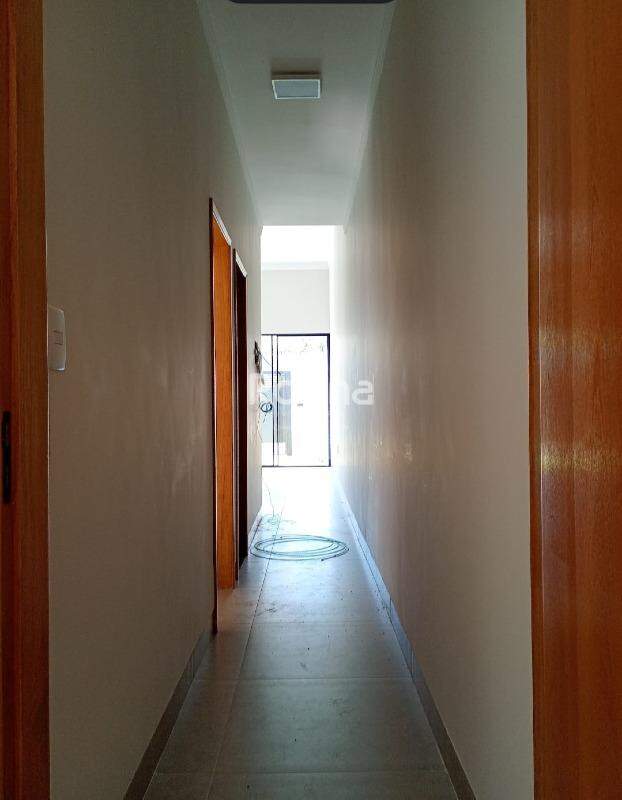 Casa à venda, 2 quartos em Uberlândia no bairro Jardim Holanda no valor de R$ 370.000,00 - Rotina Imobiliária: 