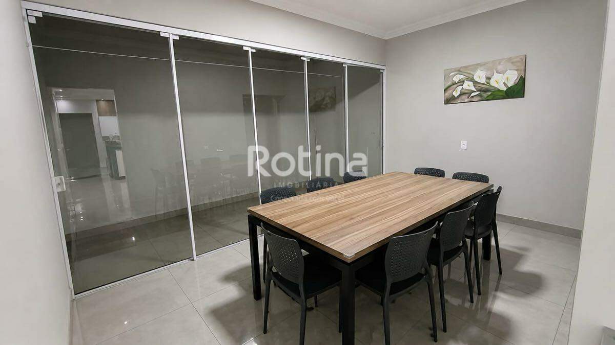 Casa à venda, 3 quartos em Uberlândia no bairro Loteamento Portal do Vale II no valor de R$ 740.000,00 - Rotina Imobiliária: 