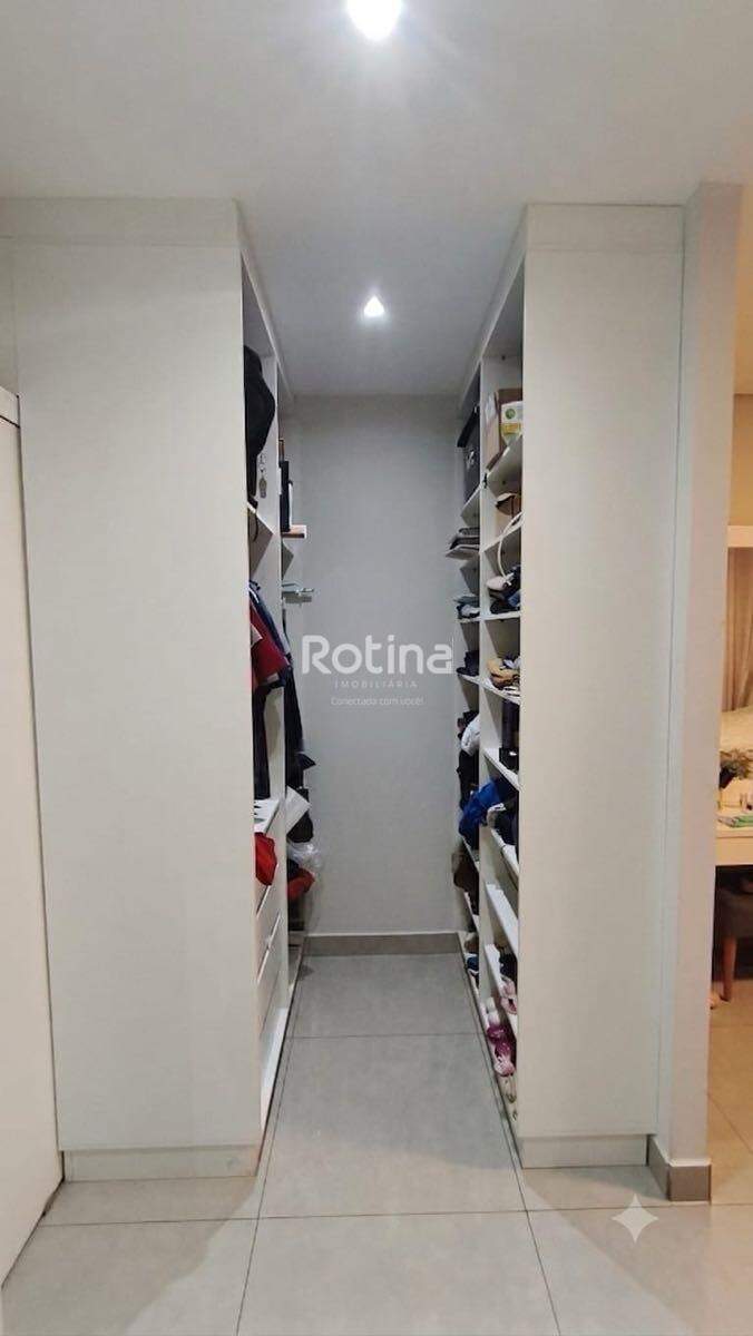 Casa à venda, 3 quartos em Uberlândia no bairro Loteamento Portal do Vale II no valor de R$ 740.000,00 - Rotina Imobiliária: 