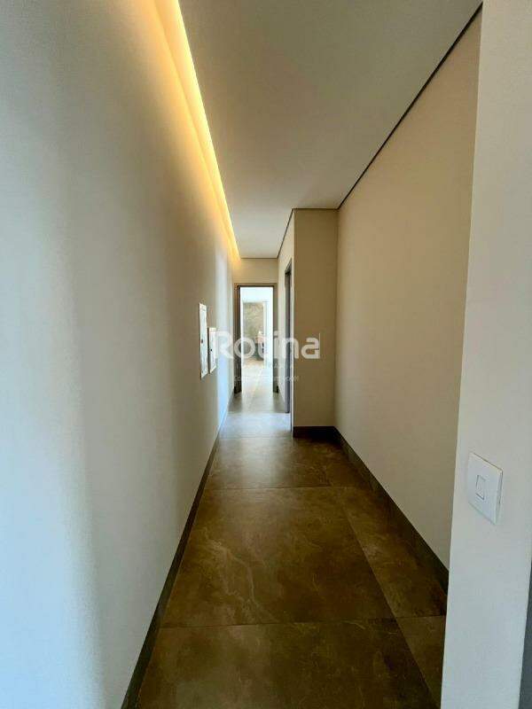 Casa Condomínio Fechado à venda, 3 quartos em Uberlândia no bairro Granja Marileusa no valor de R$ 2.690.000,00 - Rotina Imobiliária: 