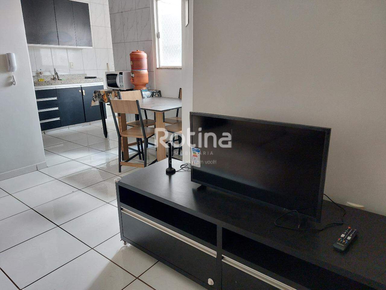 Apartamento para alugar, 2 quartos em Uberlândia no bairro Santa Mônica no valor de R$ 1.700,00 - Rotina Imobiliária: 