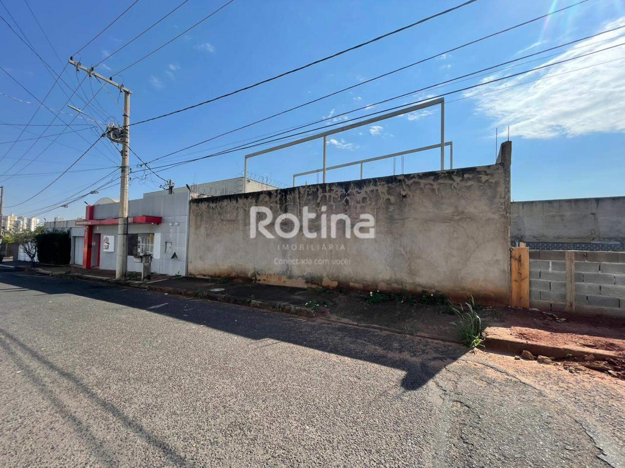 Terreno à venda, em Uberlândia no bairro Vigilato Pereira no valor de R$ 540.000,00 - Rotina Imobiliária: 