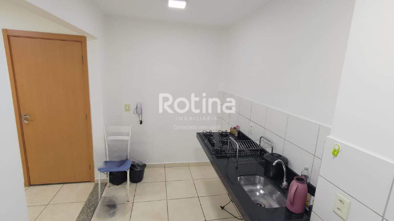 Apartamento para alugar, 2 quartos em Uberlândia no bairro Presidente Roosevelt no valor de R$ 1.450,00 - Rotina Imobiliária: 