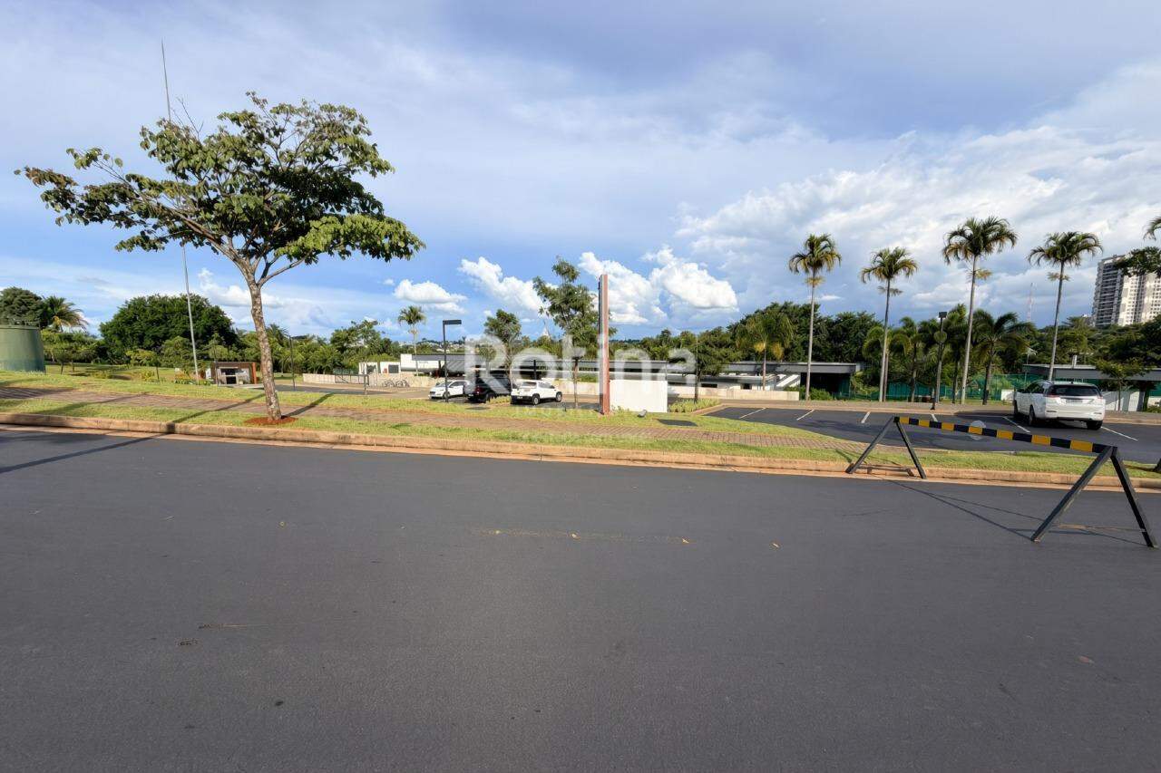 Terreno à venda, em Uberlândia no bairro Granja Marileusa no valor de R$ 670.000,00 - Rotina Imobiliária: 
