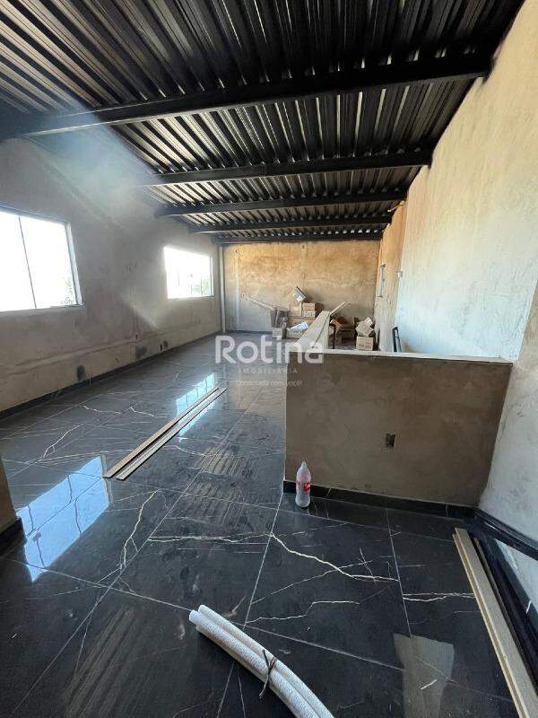 Galpão à venda, em Uberlândia no bairro Loteamento Portal do Vale II no valor de R$ 525.000,00 - Rotina Imobiliária: 