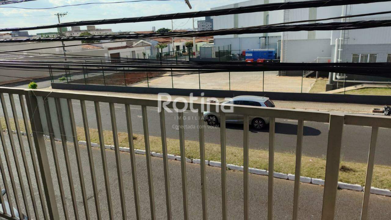 Apartamento para alugar, 2 quartos em Uberlândia no bairro Santa Mônica no valor de R$ 1.800,00 - Rotina Imobiliária: 