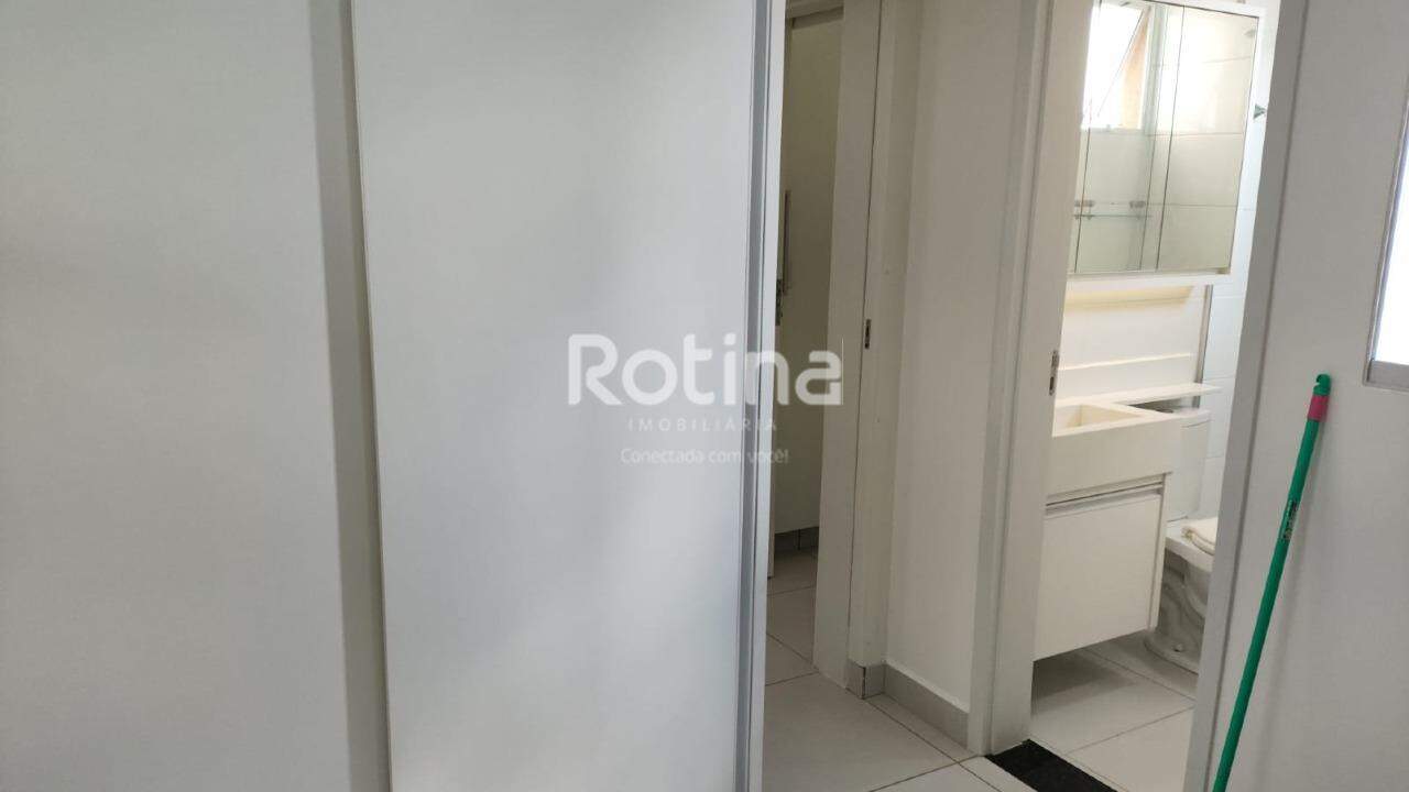 Apartamento para alugar, 2 quartos em Uberlândia no bairro Gávea no valor de R$ 2.500,00 - Rotina Imobiliária: 