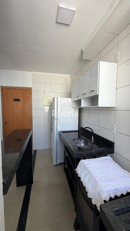 Apartamento para alugar, 2 quartos em Uberlândia no bairro Shopping Park no valor de R$ 1.800,00 - Rotina Imobiliária: 