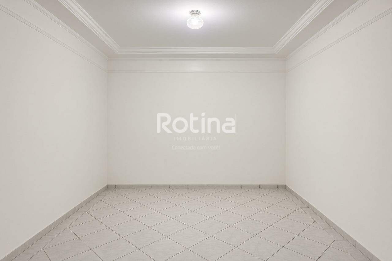 Casa à venda, 4 quartos em Uberlândia no bairro Carajás no valor de R$ 365.000,00 - Rotina Imobiliária: 