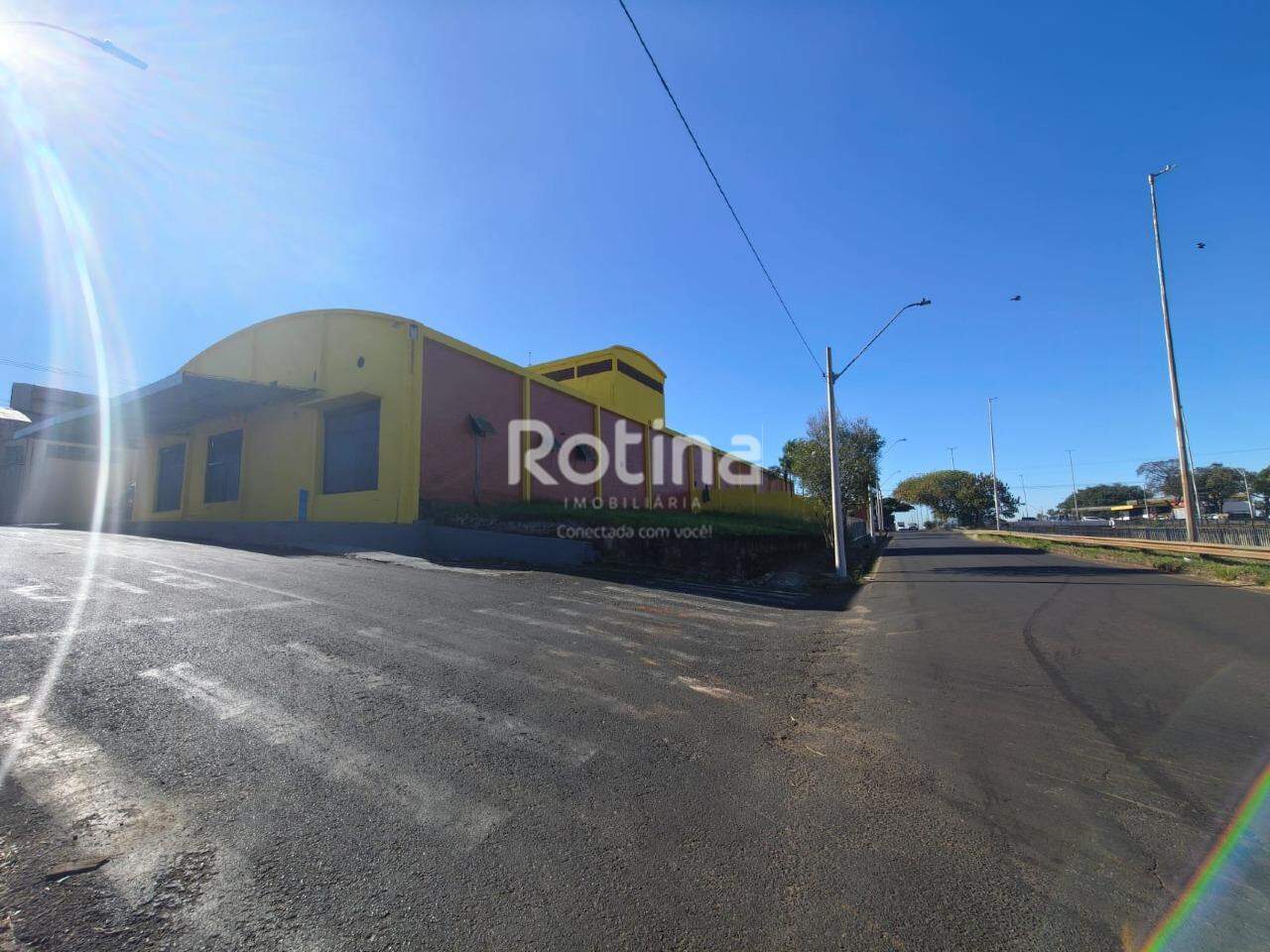 Galpão para alugar, em Uberlândia no bairro Custódio Pereira no valor de R$ 40.000,00 - Rotina Imobiliária: 