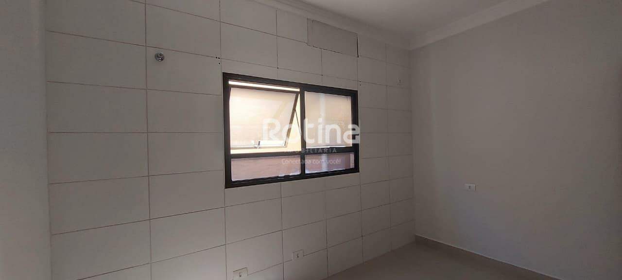 Sala para alugar, em Uberlândia no bairro Centro no valor de R$ 1.500,00 - Rotina Imobiliária: 