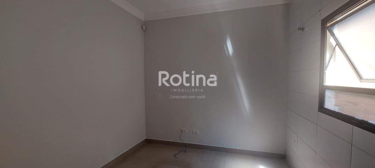Sala para alugar, em Uberlândia no bairro Centro no valor de R$ 1.500,00 - Rotina Imobiliária: 