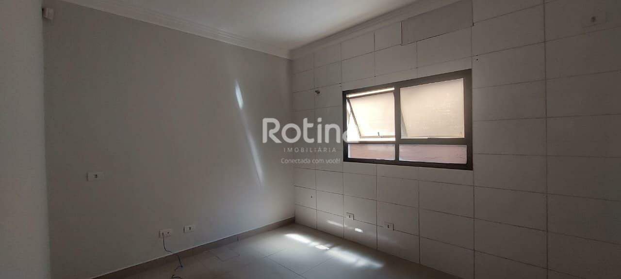 Sala para alugar, em Uberlândia no bairro Centro no valor de R$ 1.500,00 - Rotina Imobiliária: 
