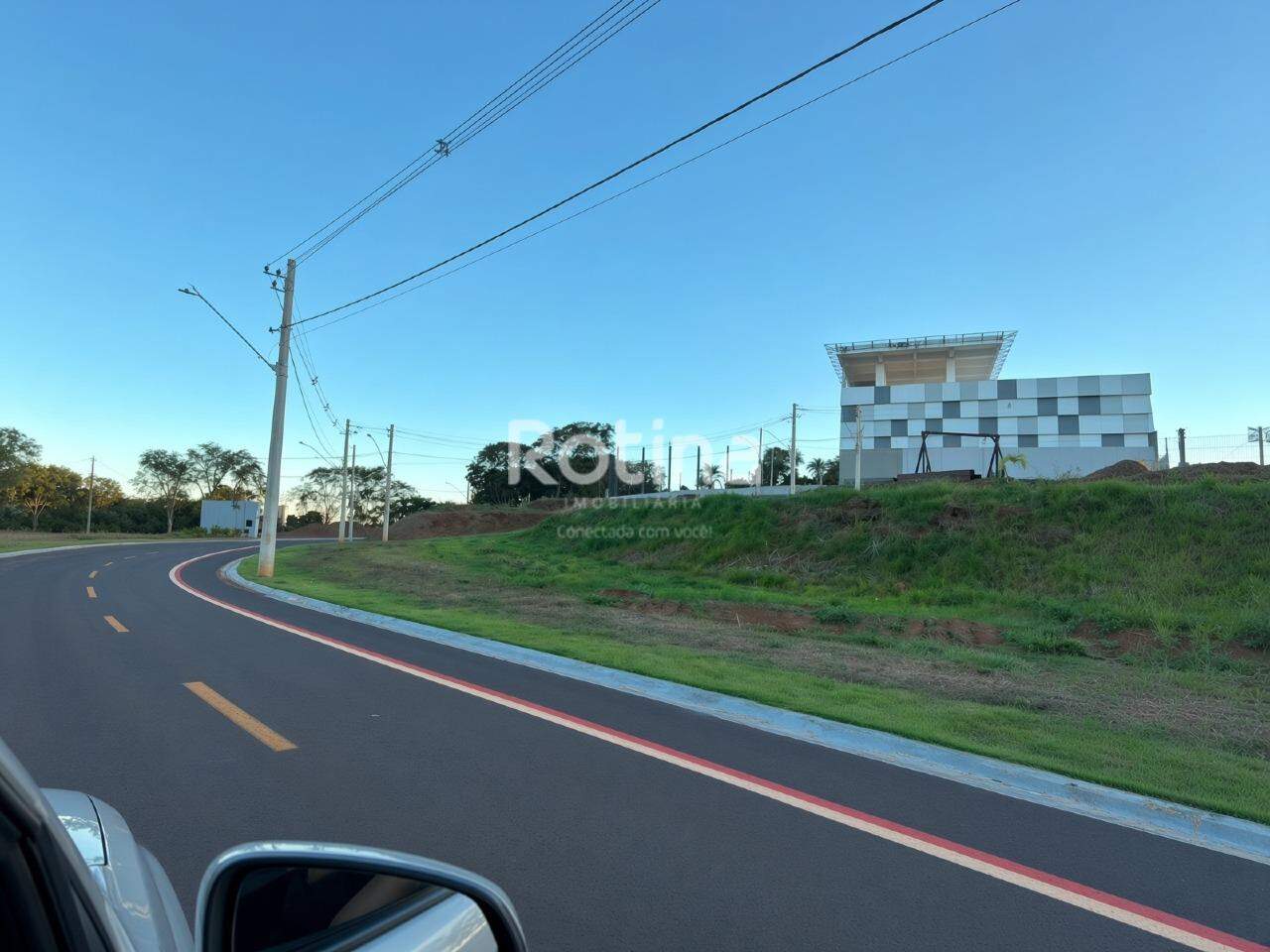 Terreno à venda, em Uberlândia no bairro Reserva do lago Miranda no valor de R$ 990.000,00 - Rotina Imobiliária: 