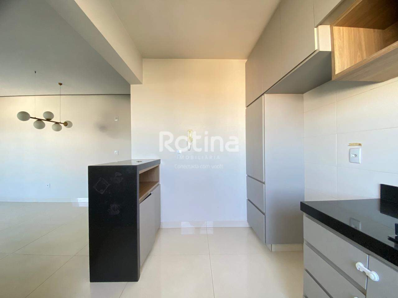 Apartamento à venda, 3 quartos em Uberlândia no bairro Santa Mônica no valor de R$ 850.000,00 - Rotina Imobiliária: 