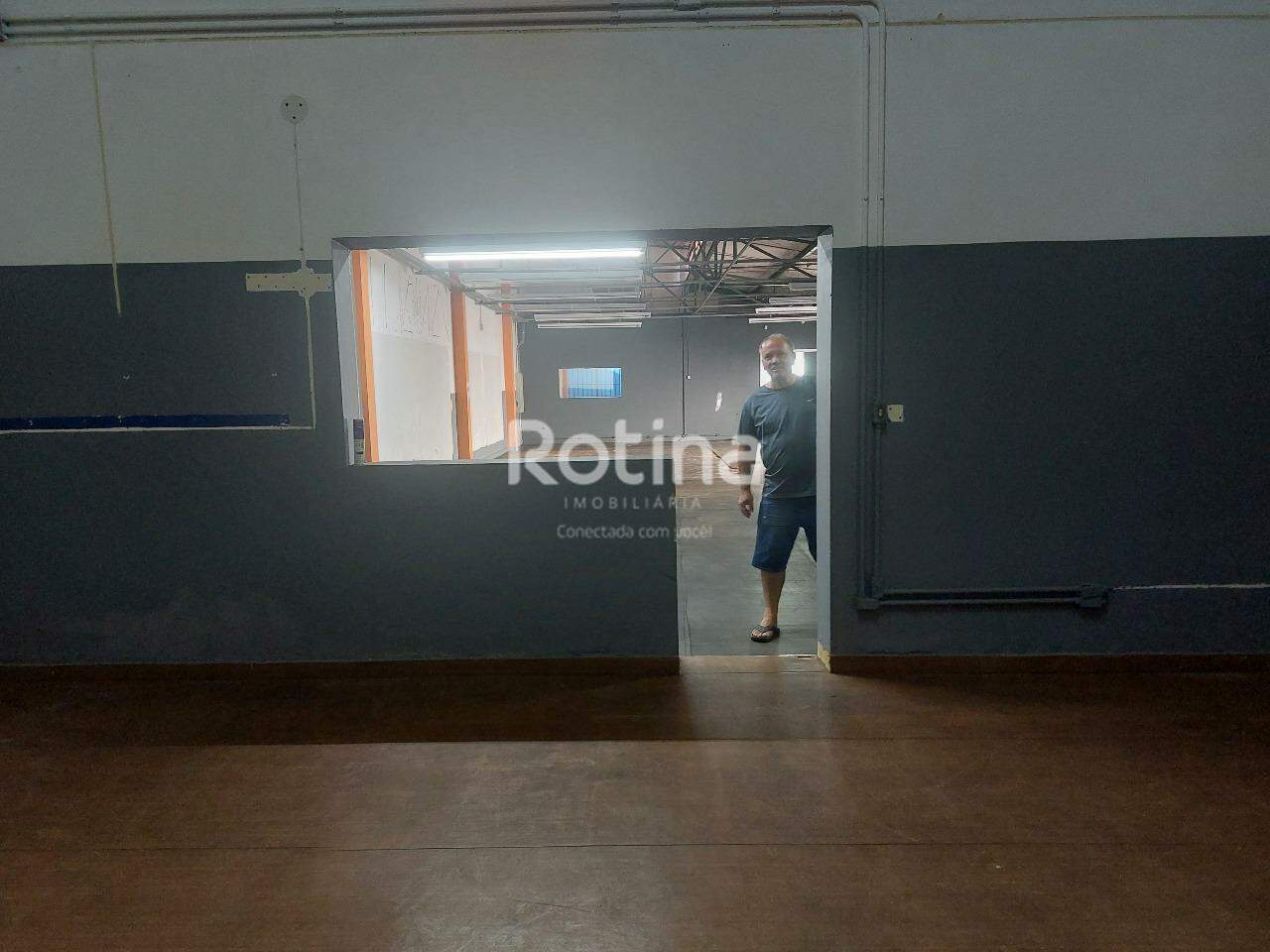 Galpão para alugar, em Uberlândia no bairro Presidente Roosevelt no valor de R$ 5.000,00 - Rotina Imobiliária: 