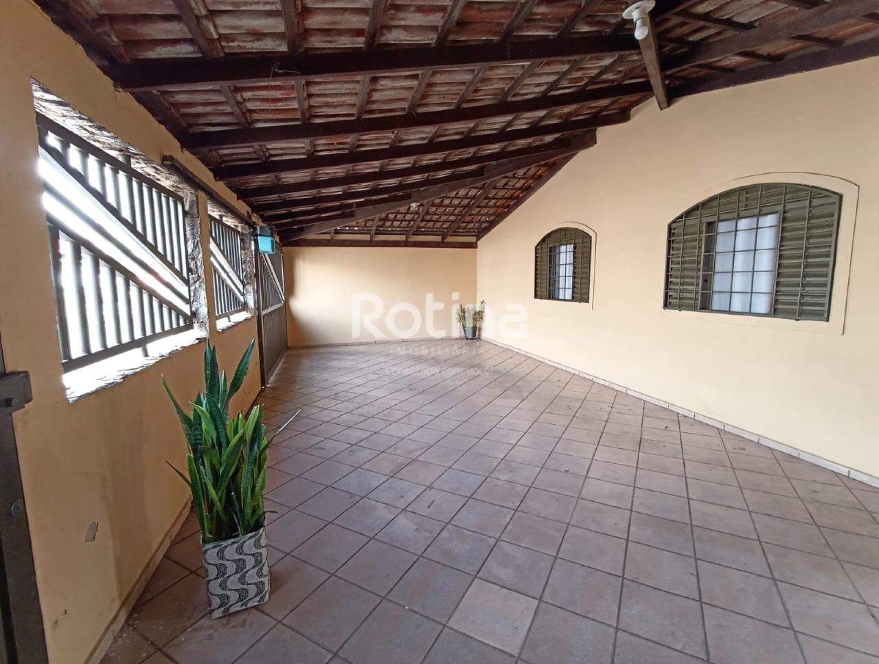 Casa à venda, 3 quartos em Uberlândia no bairro Planalto no valor de R$ 370.000,00 - Rotina Imobiliária: 