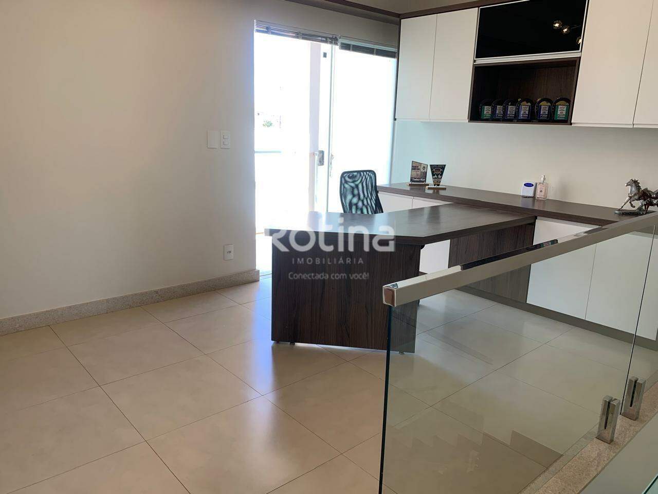 Casa para alugar, 3 quartos em Uberlândia no bairro Cond. Paradiso Ecologico no valor de R$ 10.000,00 - Rotina Imobiliária: 