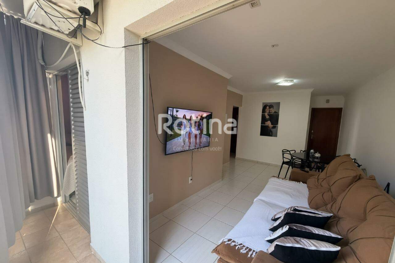 Apartamento à venda, 3 quartos em Uberlândia no bairro Vigilato Pereira no valor de R$ 435.000,00 - Rotina Imobiliária: 