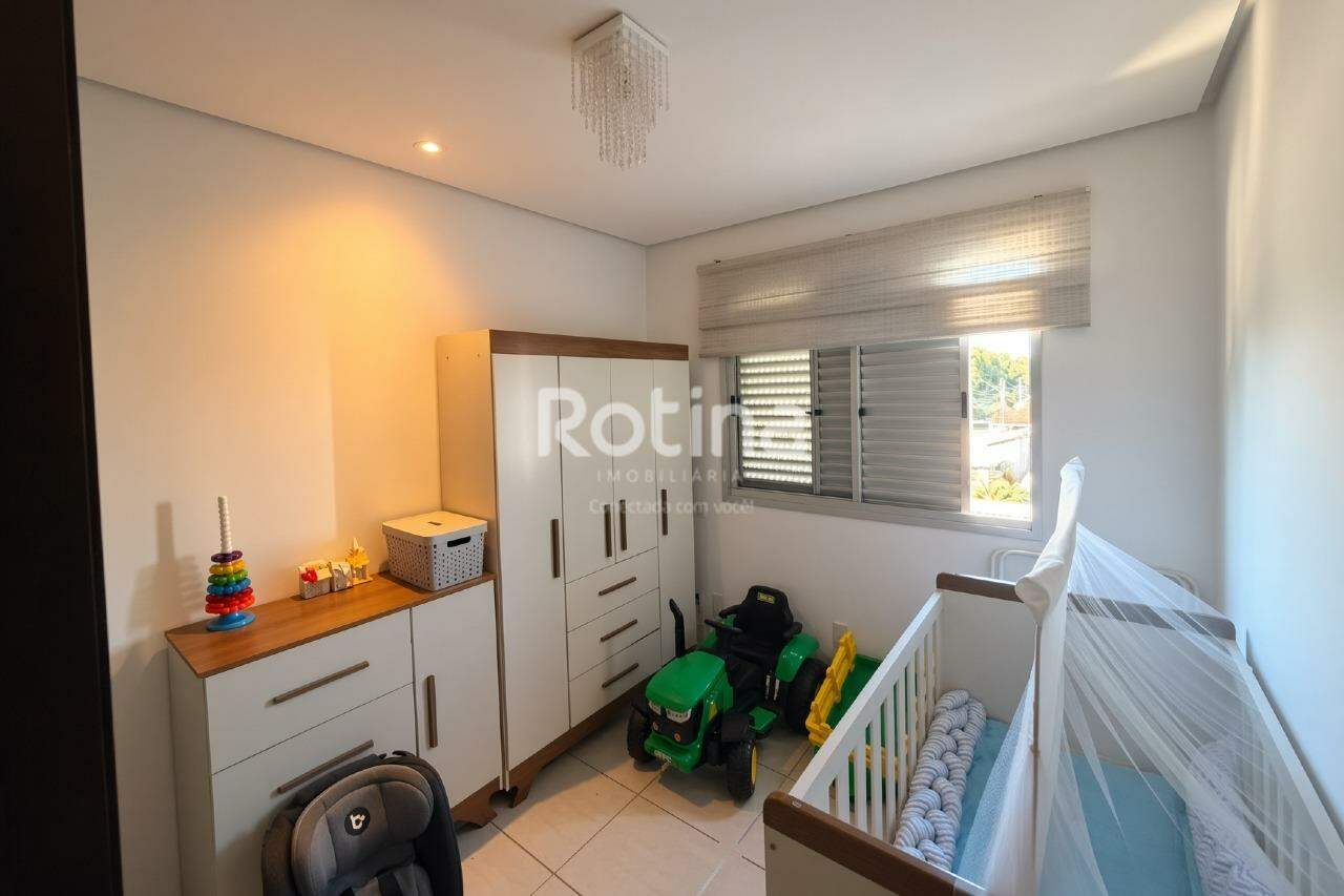 Apartamento à venda, 3 quartos em Uberlândia no bairro Vigilato Pereira no valor de R$ 435.000,00 - Rotina Imobiliária: 