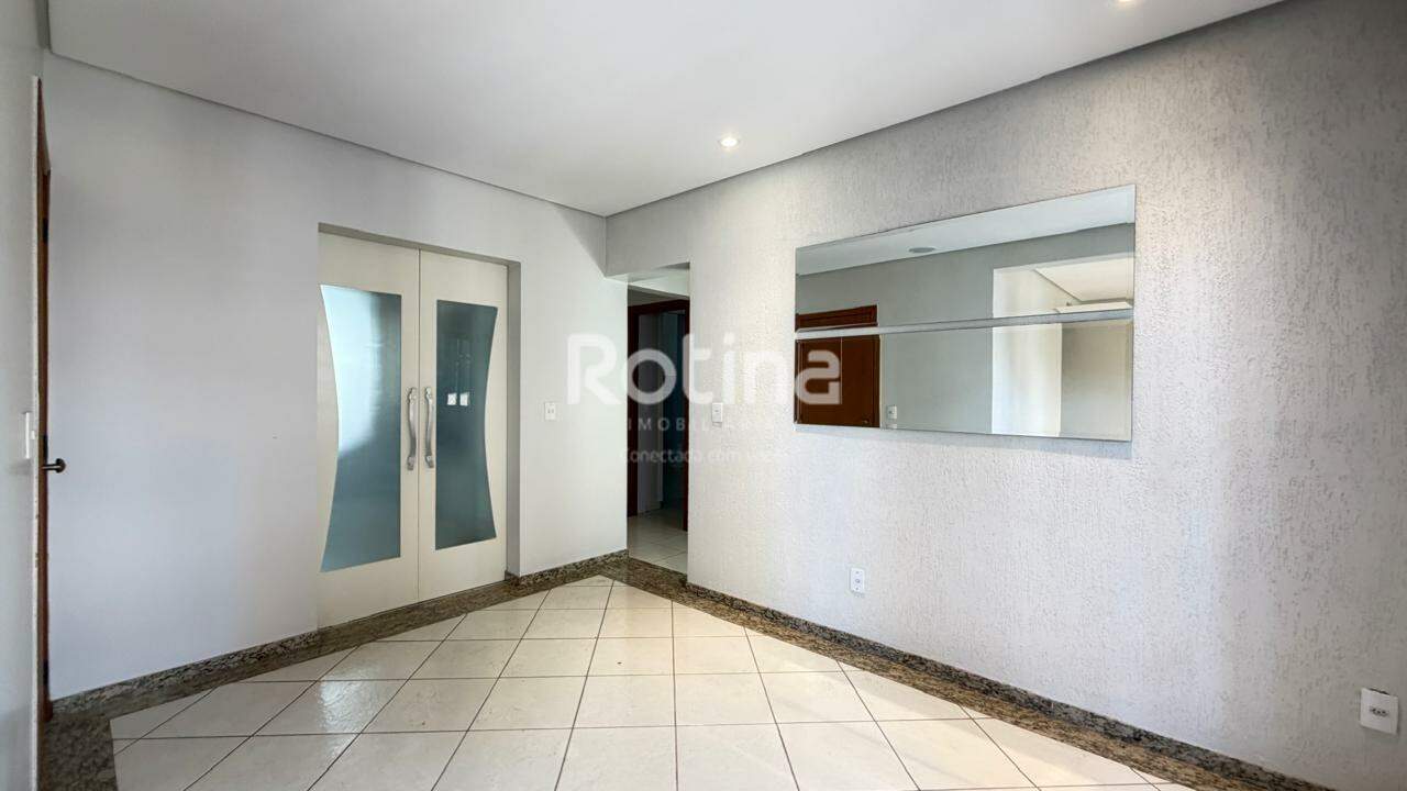 Apartamento à venda, 3 quartos em Uberlândia no bairro Santa Maria no valor de R$ 680.000,00 - Rotina Imobiliária: 