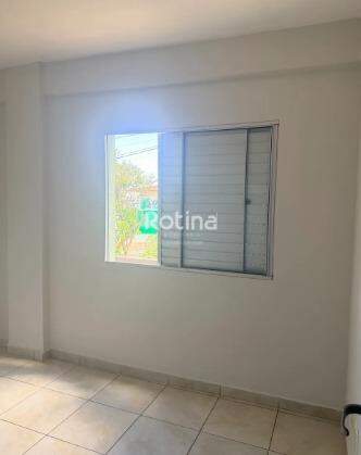 Apartamento para alugar, 3 quartos em Uberlândia no bairro Dona Zulmira no valor de R$ 1.700,00 - Rotina Imobiliária: 